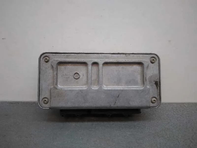 Centralita Motor Uce para Seat Ibiza (6L1)