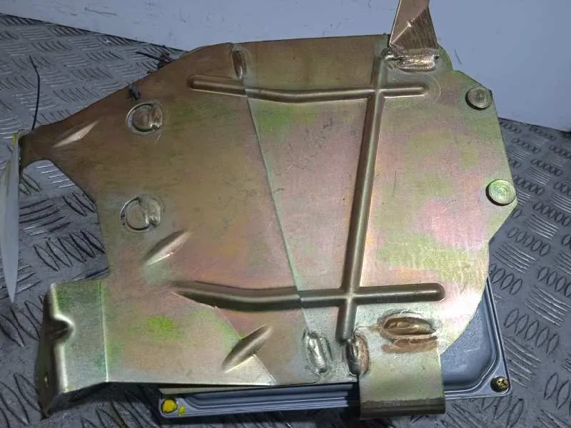 Centralita Motor Uce para Nissan Almera (N16/E)