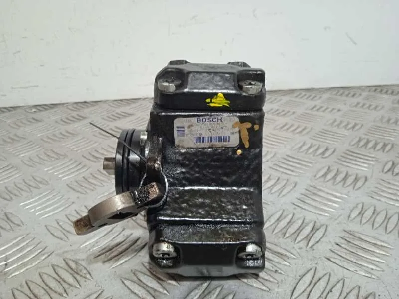 Bomba Inyeccion para Opel Corsa D