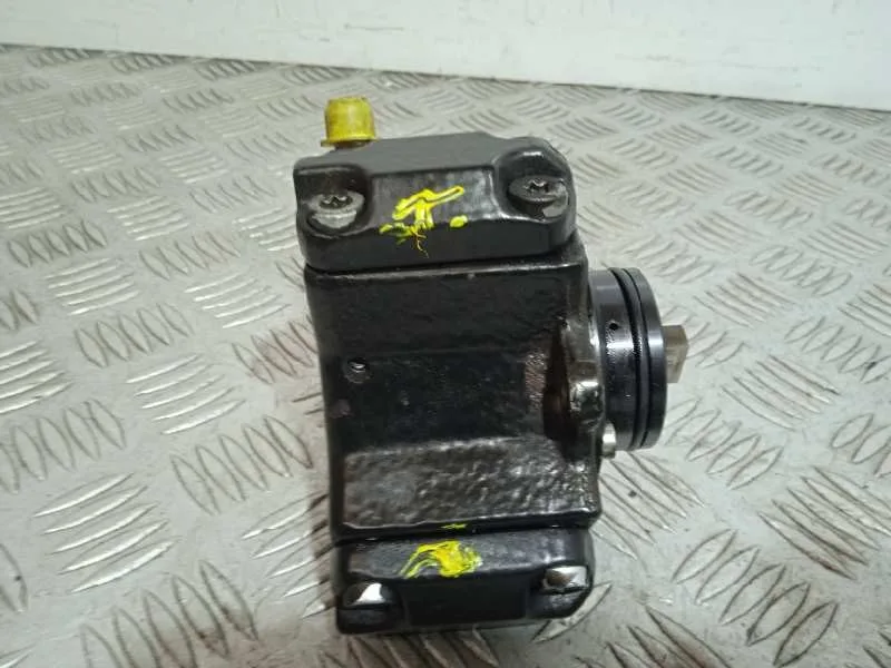 Bomba Inyeccion para Opel Corsa D