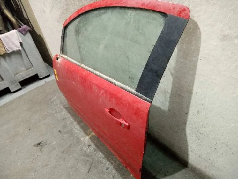Puerta Delantera Izquierda para Opel Corsa D