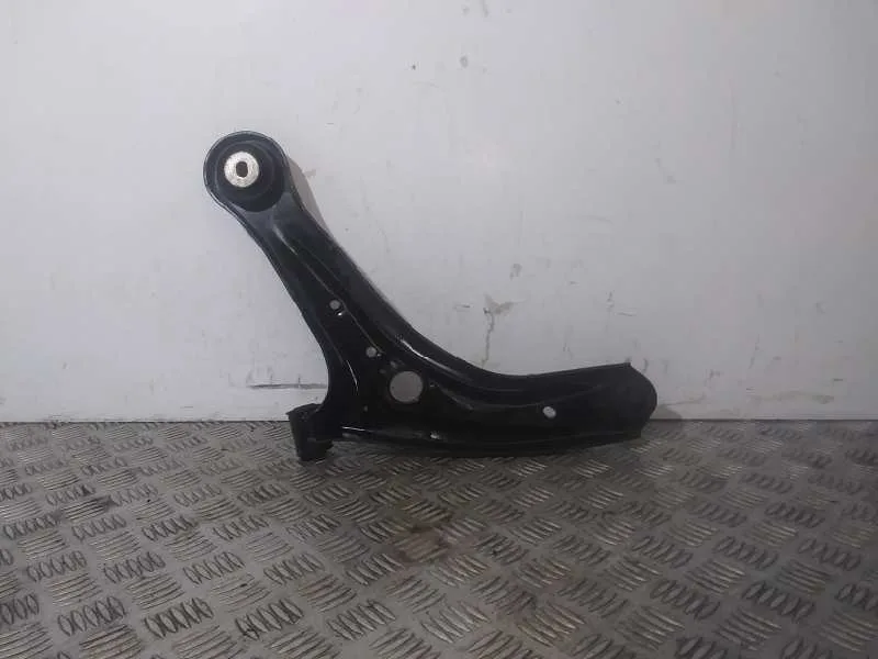Brazo Suspension Inferior Delantero Derecho para Ford Ka+