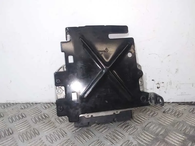 Centralita Motor Uce para Renault Scenic Ii