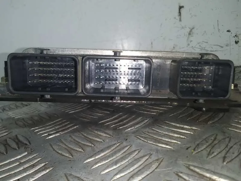 Centralita Motor Uce para Renault Scenic Ii