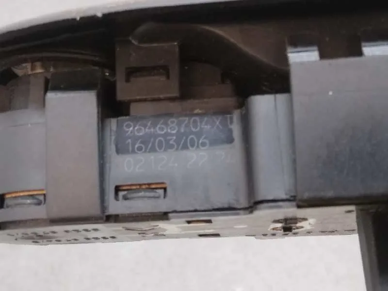 Mando Elevalunas Delantero Izquierdo para Peugeot 407