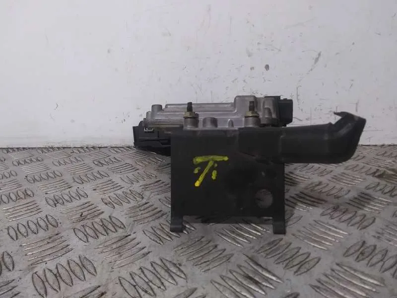 Centralita Motor Uce para Renault Megane Ii Berlina 3P