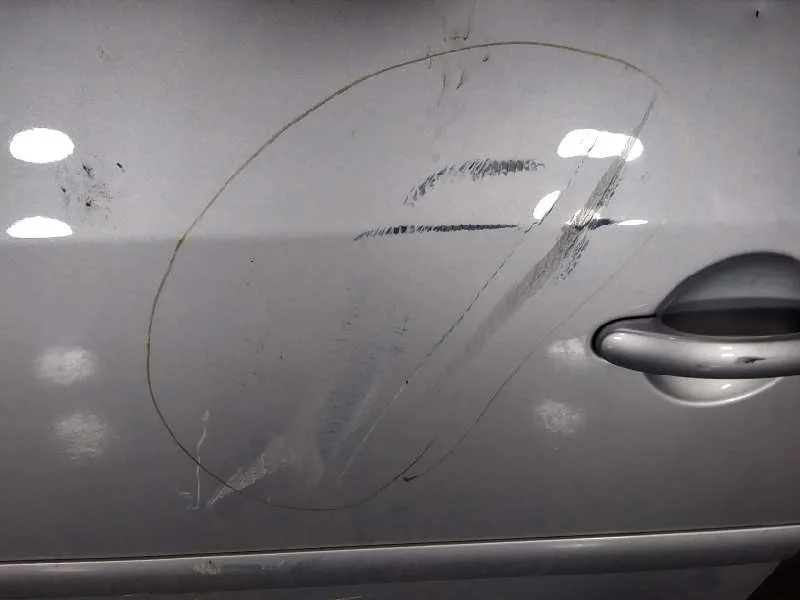Puerta Delantera Izquierda para Volkswagen Touran (1T1)