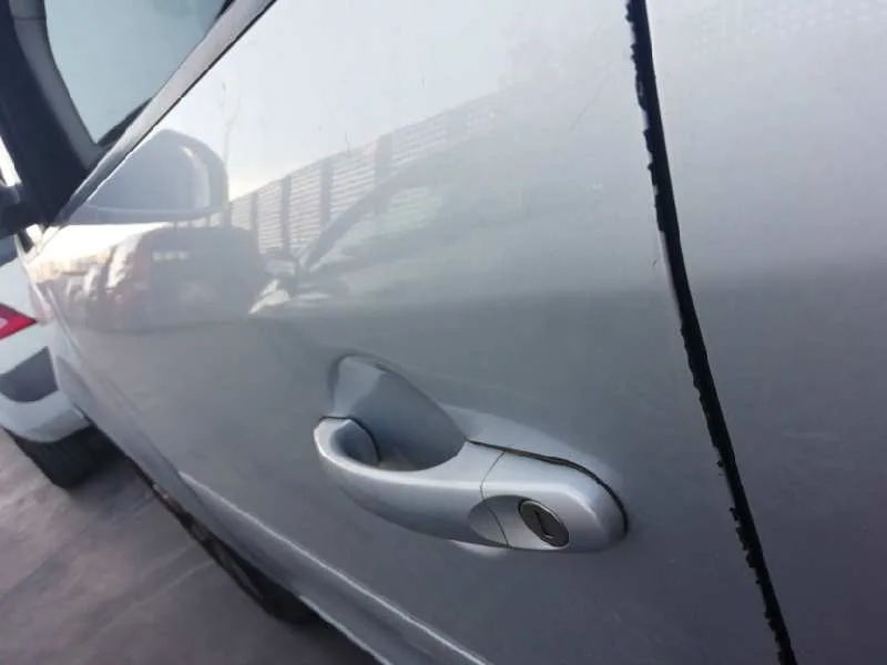 Puerta Delantera Izquierda para Volkswagen Touran (1T1)
