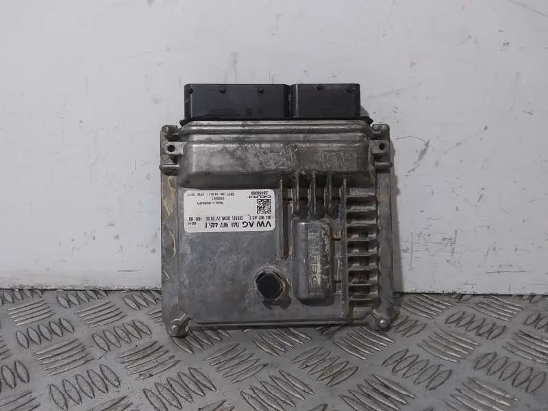 Centralita Motor Uce para Seat Leon (5F1)