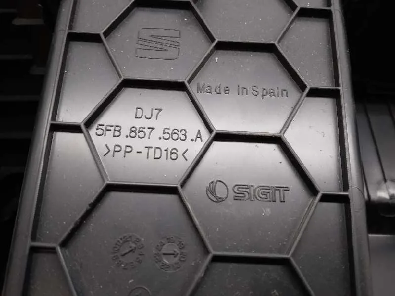 Guantera para Seat Leon (Kl1)