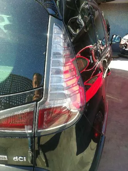 Piloto Trasero Derecho para Renault Scenic Iii
