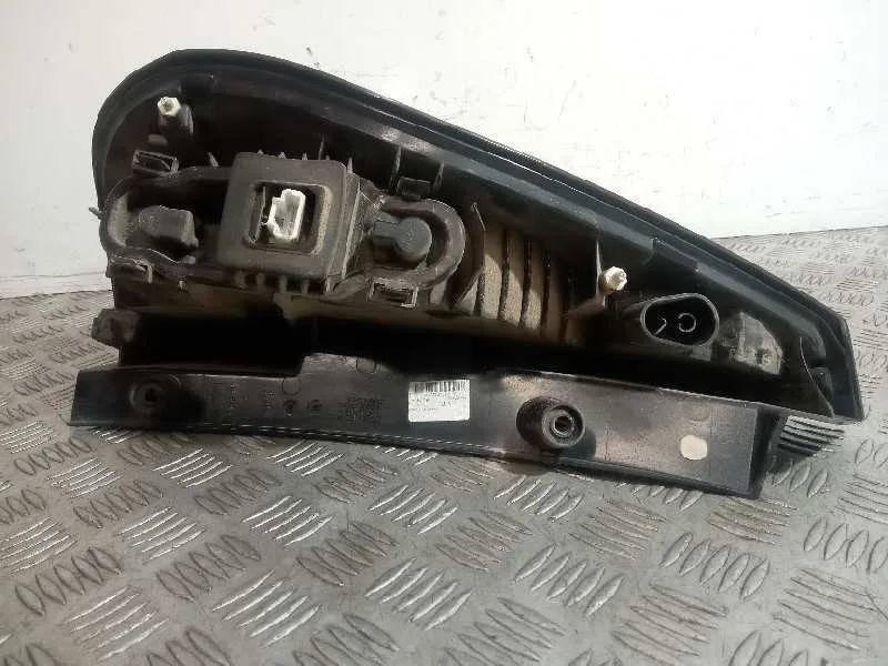 Piloto Trasero Derecho para Renault Scenic Iii
