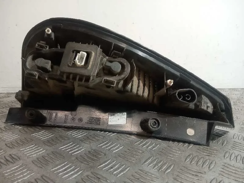 Piloto Trasero Derecho para Renault Scenic Iii