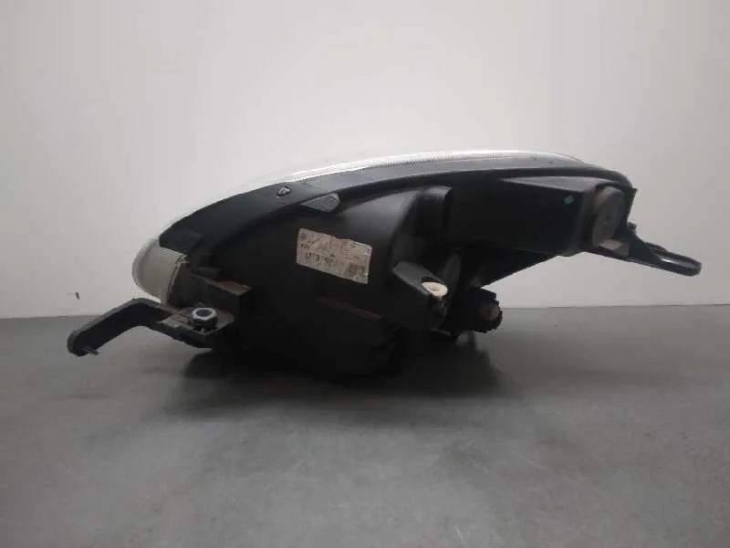Faro Derecho para Fiat 500 L (330)