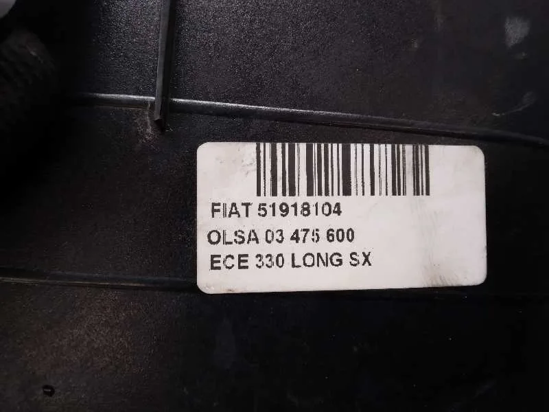 Piloto Trasero Izquierdo para Fiat 500 L (330)