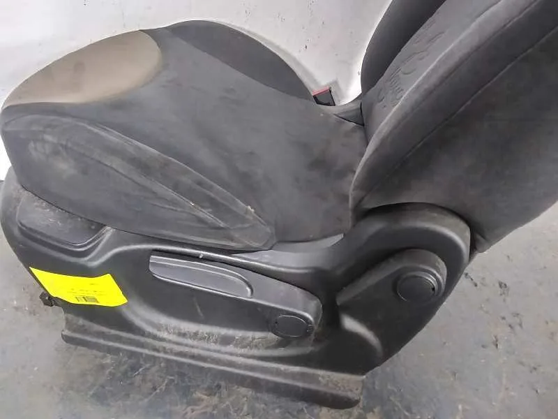Asiento Delantero Izquierdo para Fiat 500 L (330)