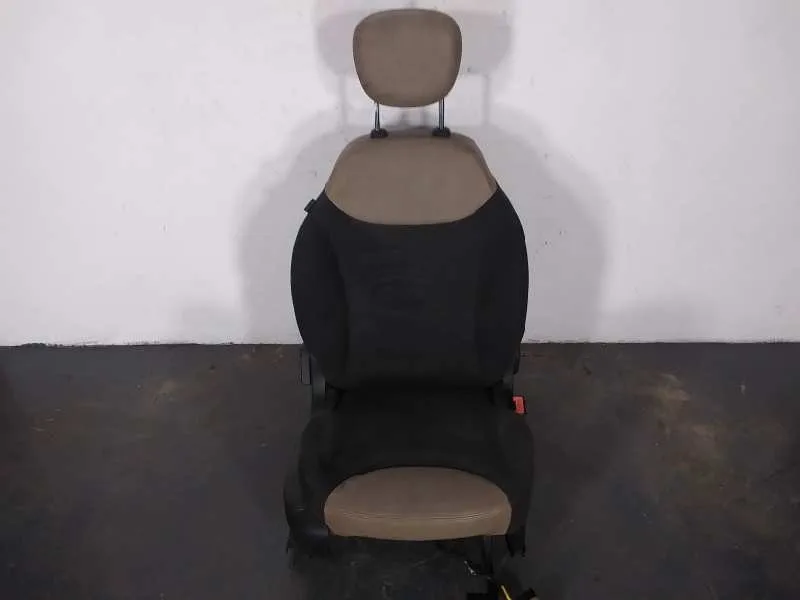 Asiento Delantero Derecho para Fiat 500 L (330)