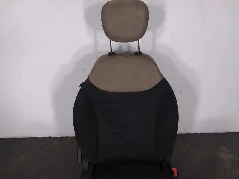 Asiento Delantero Derecho para Fiat 500 L (330)