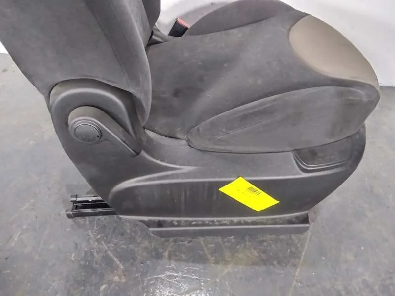 Asiento Delantero Derecho para Fiat 500 L (330)