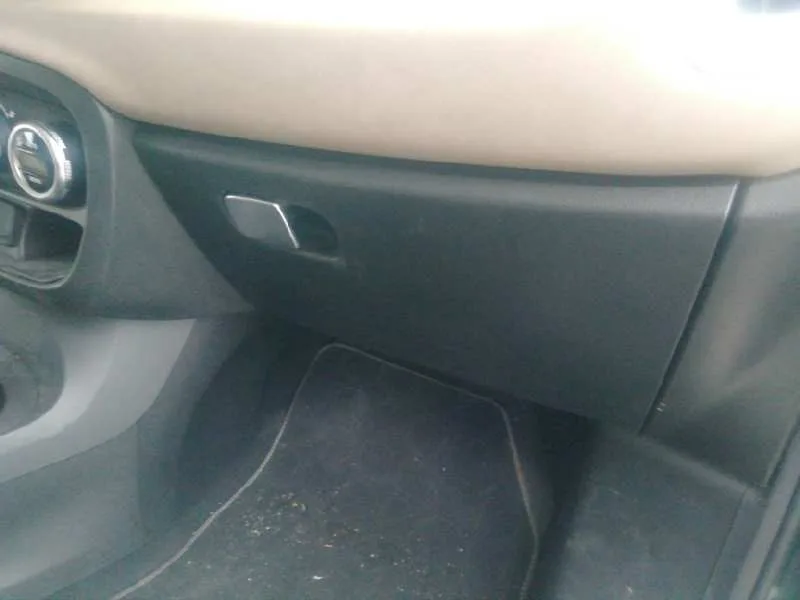 Guantera para Fiat 500 L (330)