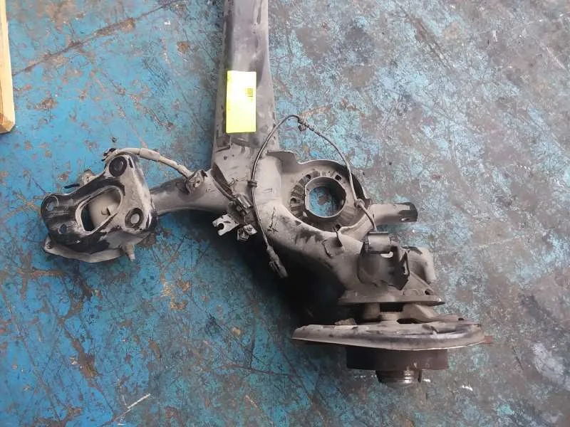 Puente Trasero para Fiat 500 L (330)