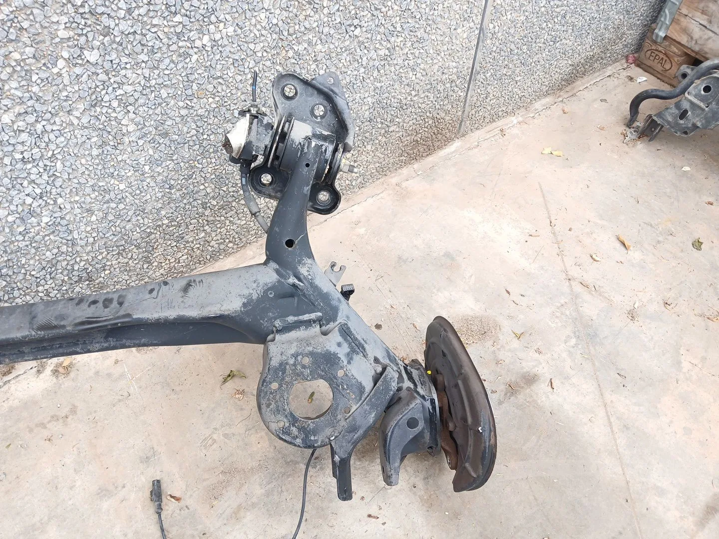 Puente Trasero para Fiat 500 L (330)