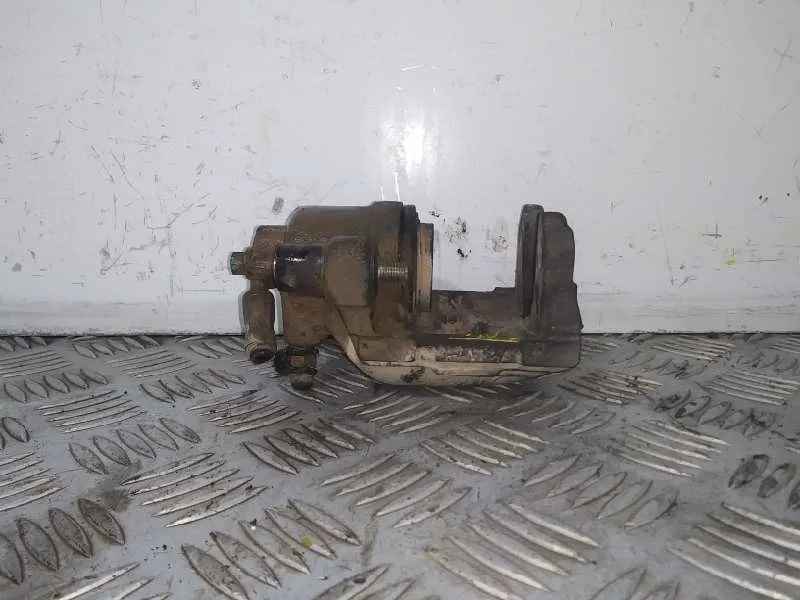 Pinza Freno Trasera Derecha para Bmw X5 (E53)