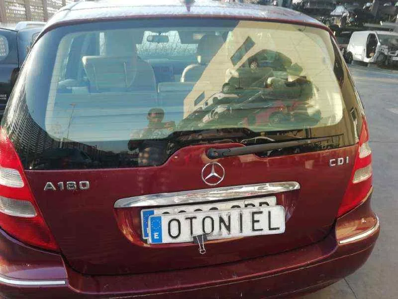 Porton Trasero para Mercedes-Benz Clase A (W169)