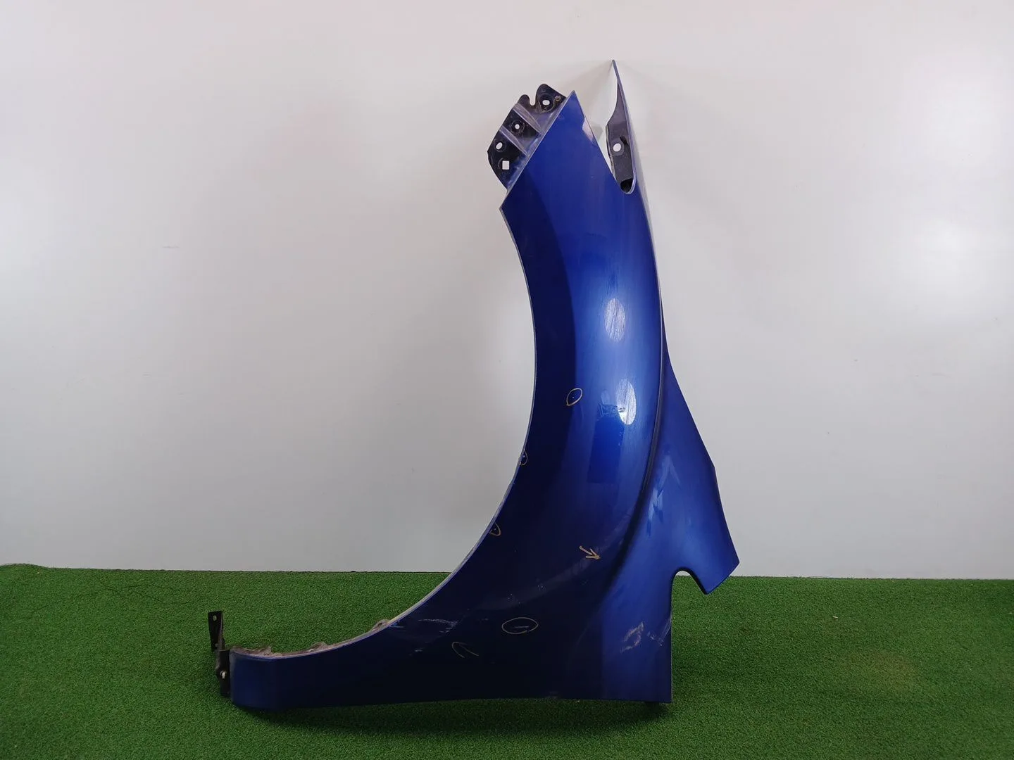 Aleta Delantera Izquierda para Mazda Cx-7 (Er)