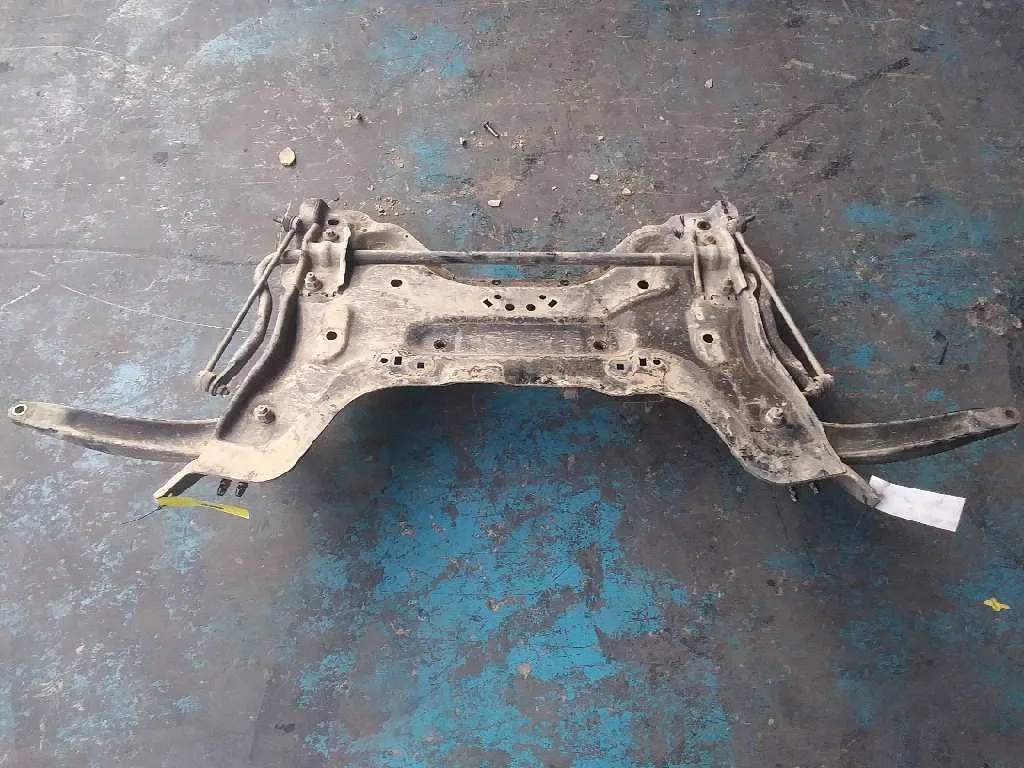 Puente Delantero para Citroën C4 Lim.