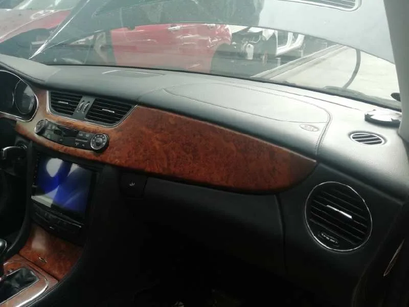 Salpicadero para Mercedes-Benz Clase Cls (W219)