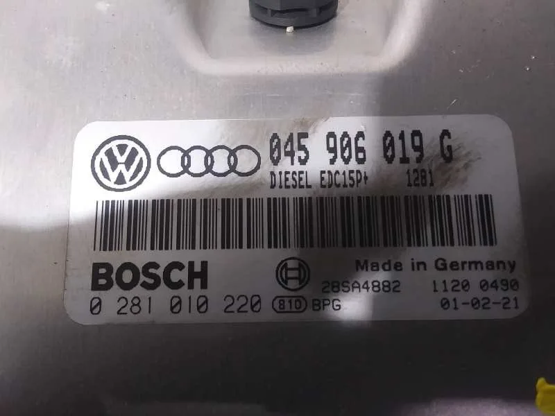 Centralita Motor Uce para Audi A2 (8Z)