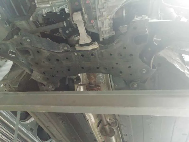 Puente Delantero para Hyundai Elantra (Ad)(2016)