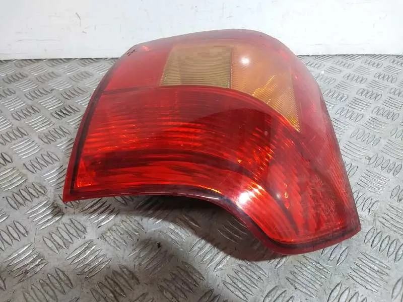 Piloto Trasero Derecho para Toyota Corolla (E12)