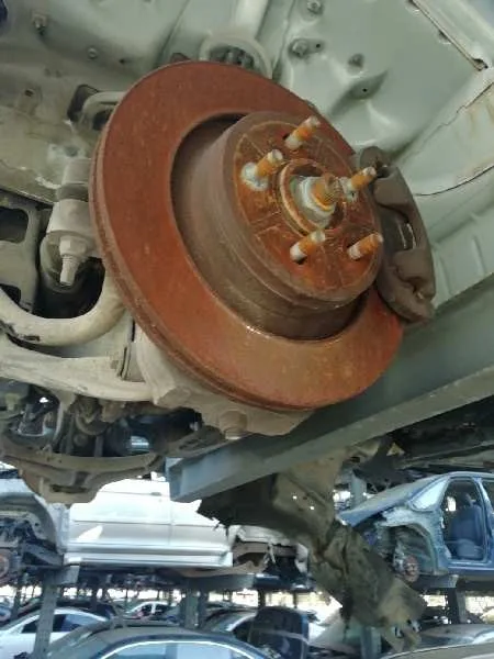 Mangueta Delantera Izquierda para Jeep Cherokee
