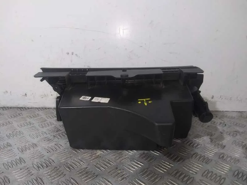 Guantera para Opel Astra K Lim. 5Türig