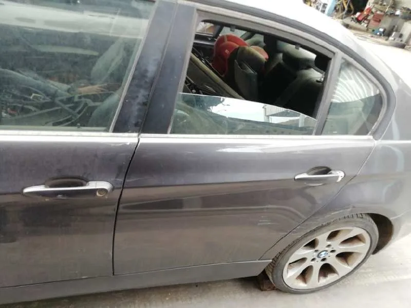 Puerta Trasera Izquierda para Bmw Serie 3 Berlina (E90)