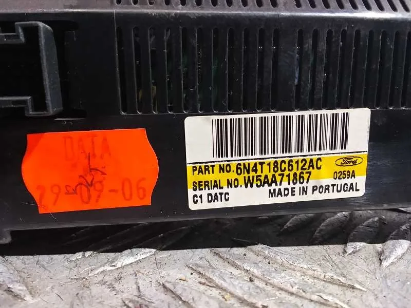 Mando Climatizador para Ford Focus Berlina (Cap)