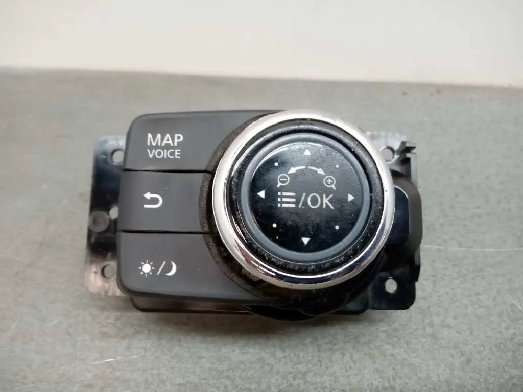 Mando Multifuncion para Infiniti Q50