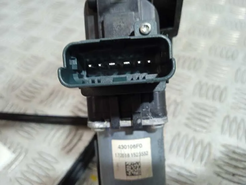 Elevalunas Delantero Izquierdo para Renault Megane Iv Berlina 5P