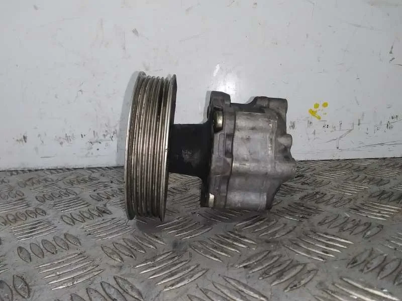 Bomba Direccion para Audi A5 Coupe (8T)