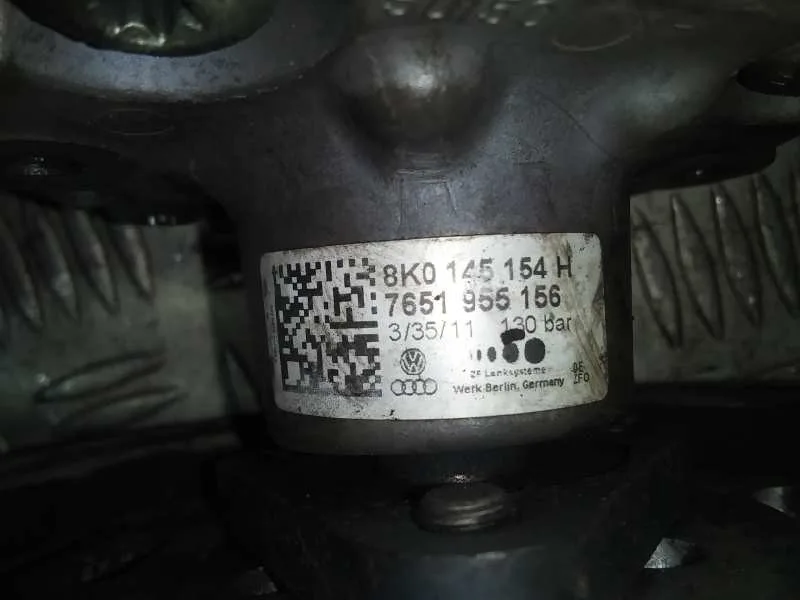 Bomba Direccion para Audi A5 Coupe (8T)