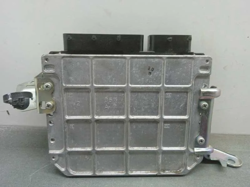 Centralita Motor Uce para Lexus Ct