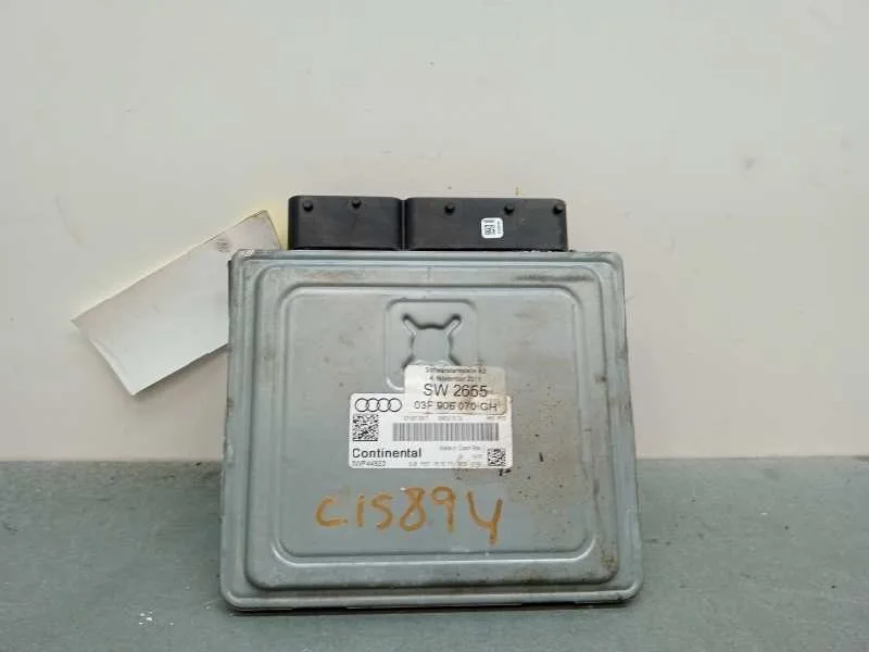 Centralita Motor Uce para Audi A3 (8P)