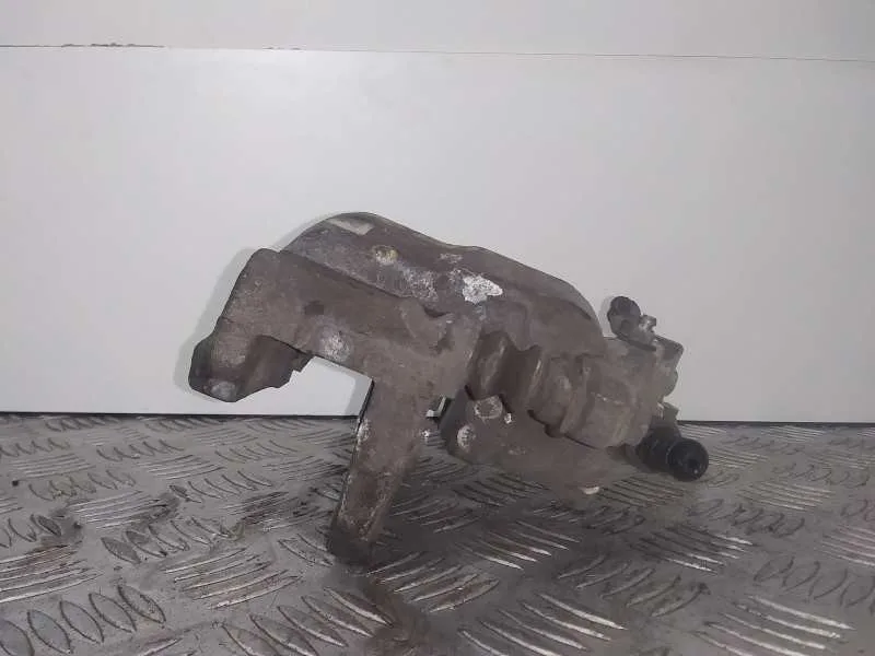 Pinza Freno Delantera Izquierda para Peugeot Bipper