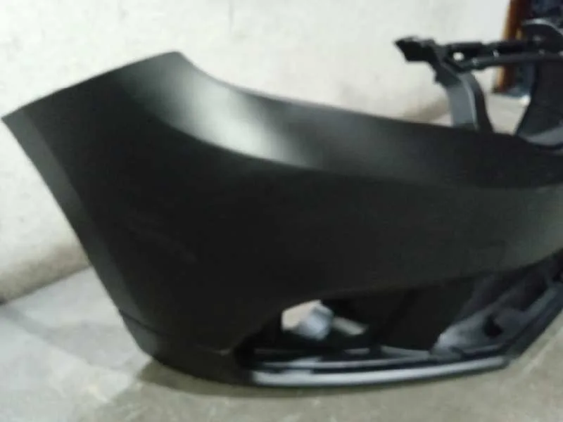 Paragolpes Delantero para Dacia Sandero
