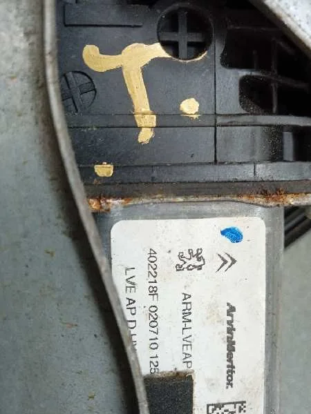 Elevalunas Delantero Izquierdo para Citroën Ds3