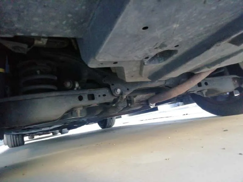 Puente Trasero para Toyota Auris Touring Sports (E18)