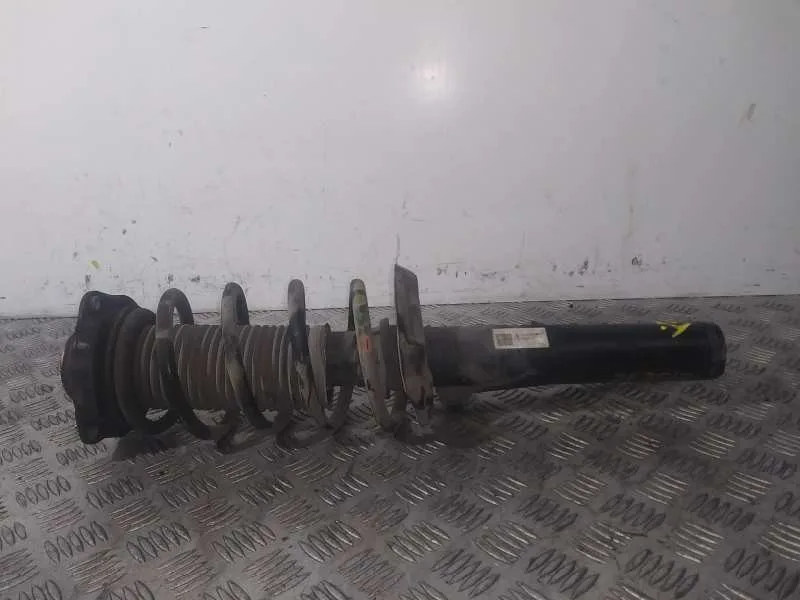 Amortiguador Delantero Derecho para Volkswagen Passat Lim. (362)