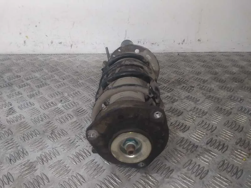 Amortiguador Delantero Derecho para Volkswagen Passat Lim. (362)
